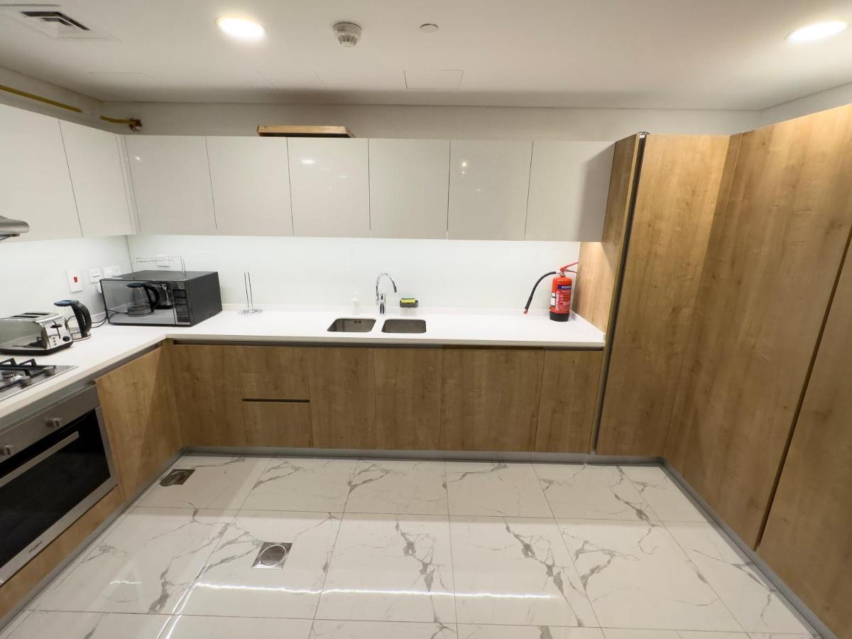 Beautifull 3 Bedroom @ Al Raha